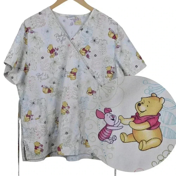 Disney Scrub  Top Winnie the Pooh Bear Piglet Medical Cream Size XL - Picture 1 of 14